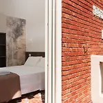 Leda