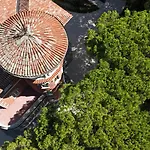 Leda Aparthotel 3*