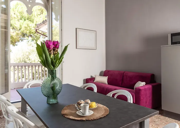 Apartmanhotel Leda 3*