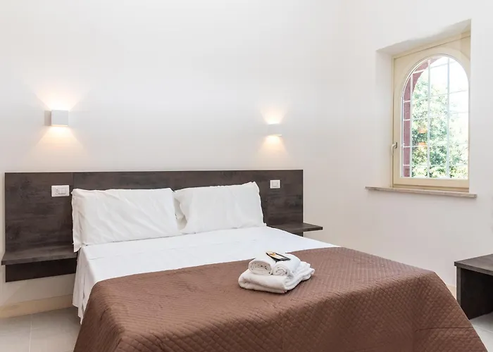 Leda Apartmanhotel 3*